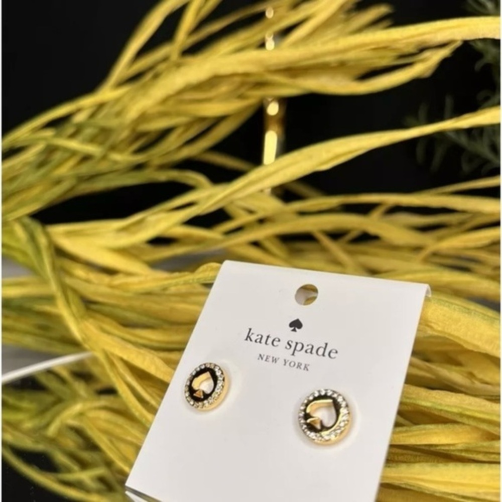 Kate Spade Spot The Spade Stud Earrings Gold Tone Logo NWT